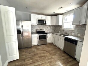 910 29th Ave N in Nashville, TN - Building Photo - Building Photo