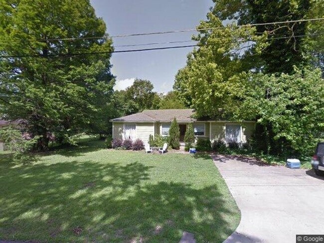 property at 712 S 19th St