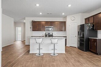 936 Vogel Dr in Georgetown, TX - Building Photo - Building Photo