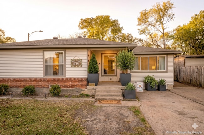 1315 Whitley Dr in Dallas, TX - Building Photo - Building Photo