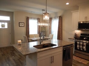 2886 Fontana St in Tallahassee, FL - Building Photo - Building Photo