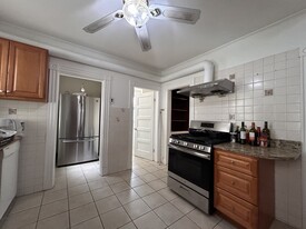 108 Brooks St, Unit 4 Apartamentos