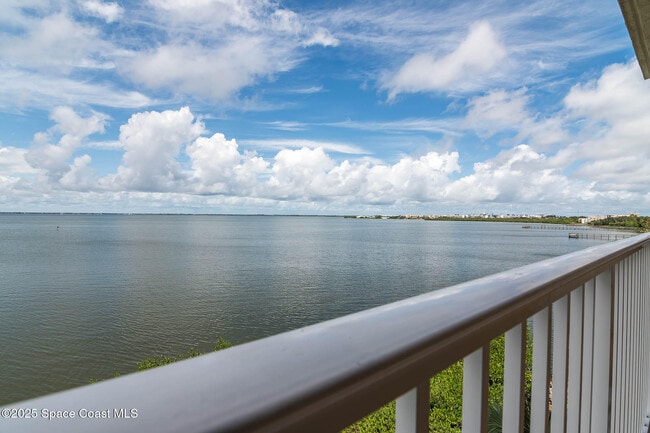 7048 Sevilla Ct in Cape Canaveral, FL - Building Photo - Building Photo
