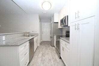 388 Mirabelle Dr in Pensacola, FL - Building Photo - Building Photo