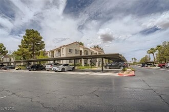 4706 Nara Vista Way in Las Vegas, NV - Building Photo - Building Photo