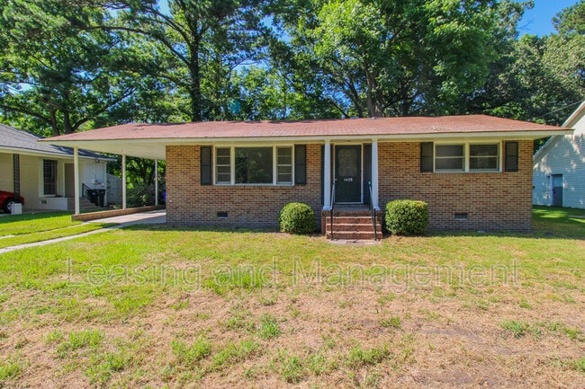 property at 1428 N Sherwood Dr