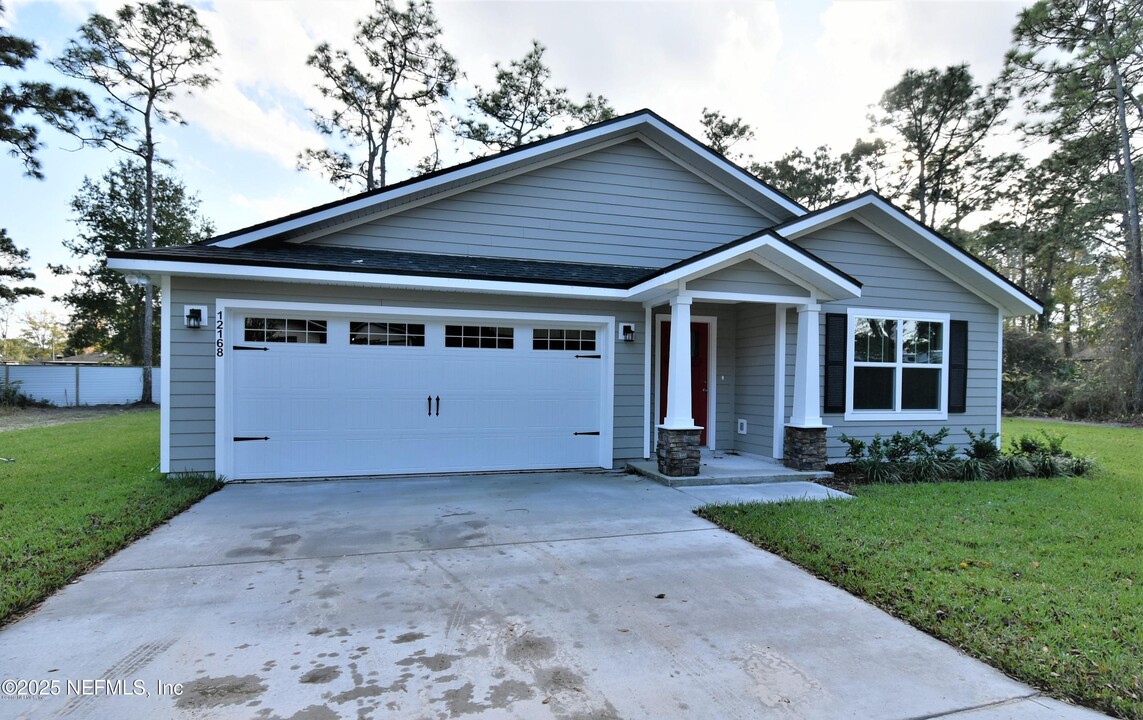 12168 Biarritz St in Jacksonville, FL - Building Photo