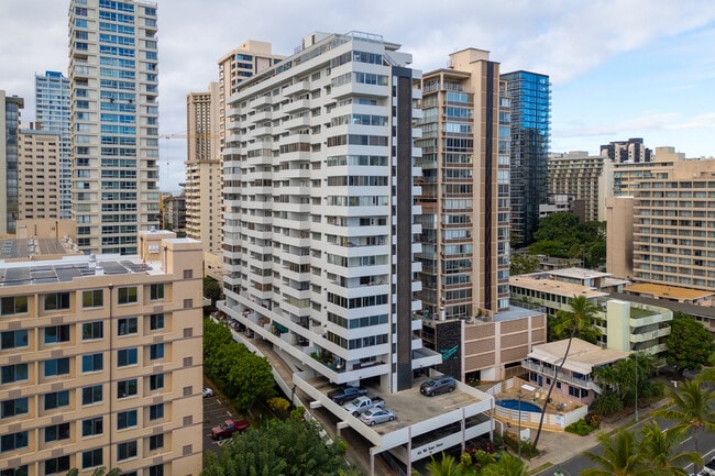 2421 Ala Wai Blvd