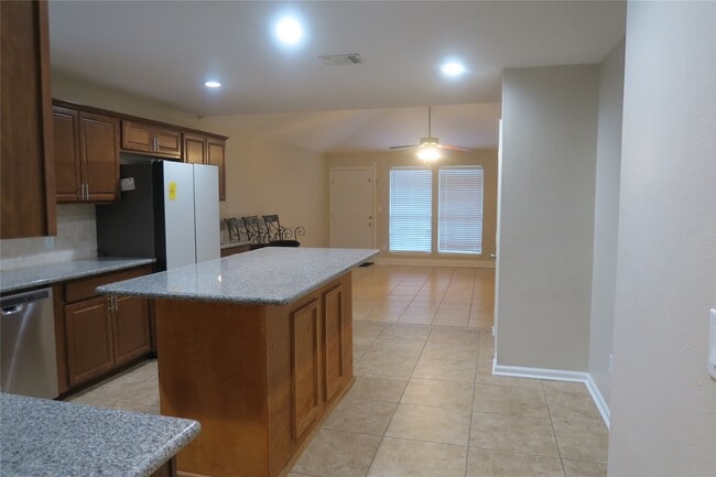 property at 1606 Quail Run