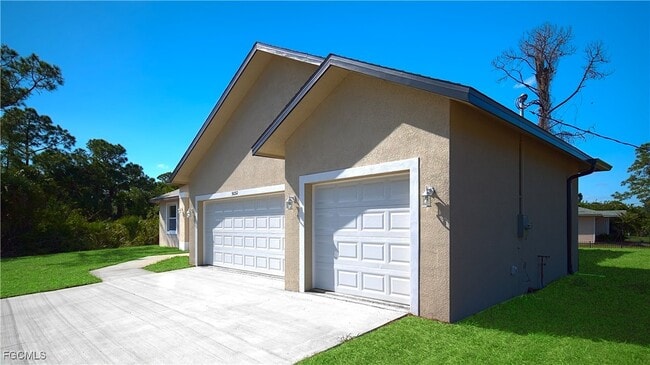 property at 8028 Sherwood Cir