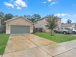 24750 Russet Bluff Trl in Huffman, TX - Building Photo - Building Photo