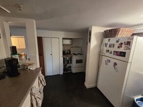 662 7th Av E in Vancouver, BC - Building Photo - Building Photo