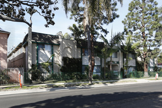 Magnolia Apartments in Long Beach, CA - Building Photo - Building Photo