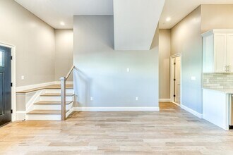 79 Roslyn Rd in Mineola, NY - Building Photo - Building Photo