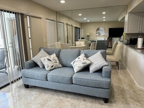 1605 S US Hwy 1, Unit V4-101 in Jupiter, FL - Building Photo - Building Photo