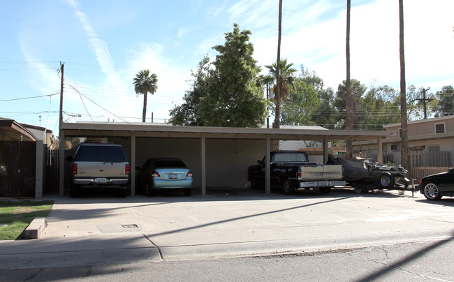 The Newport in Tempe, AZ - Foto de edificio - Building Photo