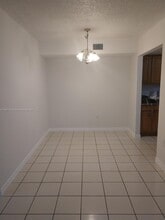 580 NW 114th Ave in Doral, FL - Building Photo - Building Photo