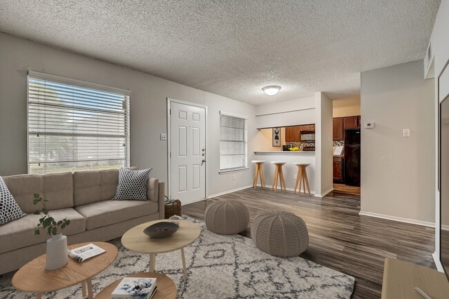 Briar Cove Apartments