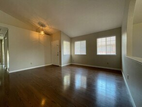 1080 Camellia Ln in Suisun City, CA - Building Photo - Building Photo