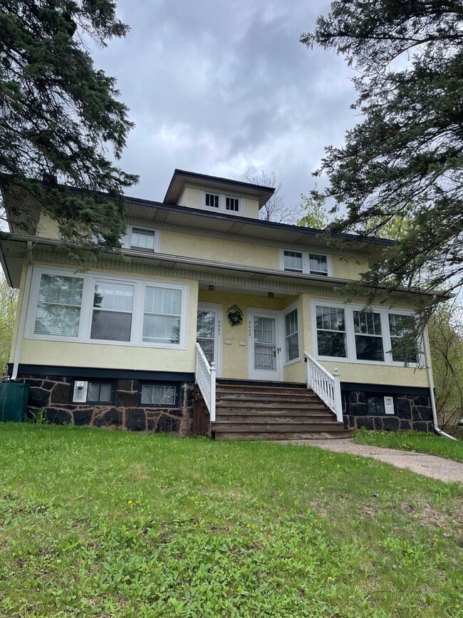 property at 2021-2023 E 6th St