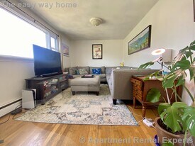 87 Summer St in Somerville, MA - Building Photo