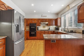 1203 Harmony Ct in Naperville, IL - Building Photo - Building Photo