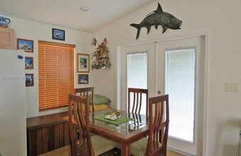 11 Flamingo Rd in Key Largo, FL - Building Photo - Building Photo