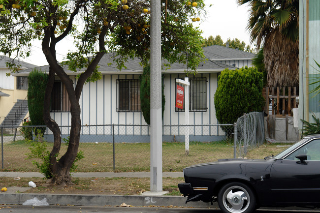 459 Edgewood St in Inglewood, CA - Foto de edificio - Building Photo