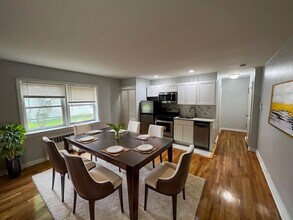 56-Village Court Apartments, LLC in South Orange, NJ - Building Photo - Building Photo