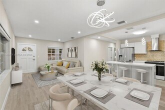 14760 Fillmore St in Miami, FL - Building Photo - Building Photo