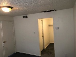 616 S Bellview in Mesa, AZ - Building Photo - Building Photo