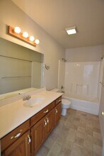 1714 W Redbud Dr in Joplin, MO - Building Photo - Building Photo