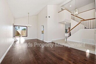 9462 Pipilo St in San Diego, CA - Building Photo - Building Photo