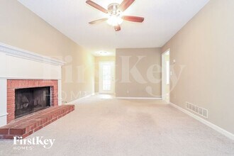 1537 McAdoo Dr in Marietta, GA - Building Photo - Building Photo