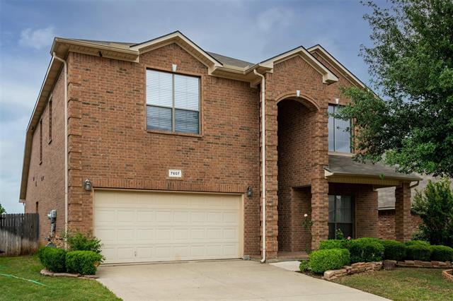 7607 Yearling Way in Arlington, TX - Building Photo