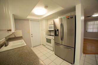 5116 Valimor Dr in Holiday, FL - Building Photo - Building Photo