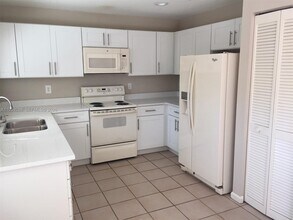 9721 SW 155th Ave in Miami, FL - Building Photo - Building Photo