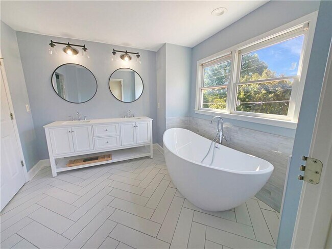 136 Crumley St SE in Atlanta, GA - Building Photo - Building Photo