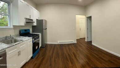 10 Orange St in Amsterdam, NY - Building Photo - Building Photo