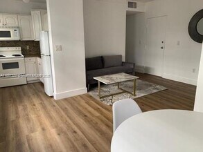 605 Euclid Ave in Miami Beach, FL - Building Photo - Building Photo