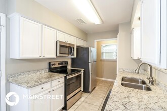 1912 Rindie St in Irving, TX - Building Photo - Building Photo