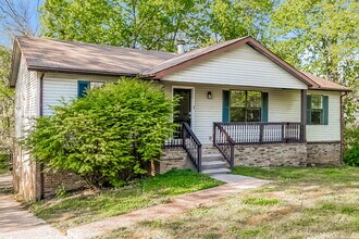 3500 Roundwood Forest Dr, Unit 1405 in Nashville, TN - Foto de edificio - Building Photo