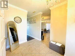 996 Booth Ave in Innisfil, ON - Building Photo - Building Photo