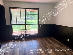 747 Brookwood Dr in Diboll, TX - Foto de edificio - Building Photo