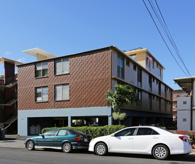 629 N Kuakini St in Honolulu, HI - Foto de edificio - Building Photo