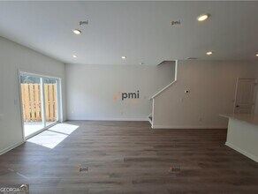 220 Kenoot Dr in Mcdonough, GA - Building Photo - Building Photo