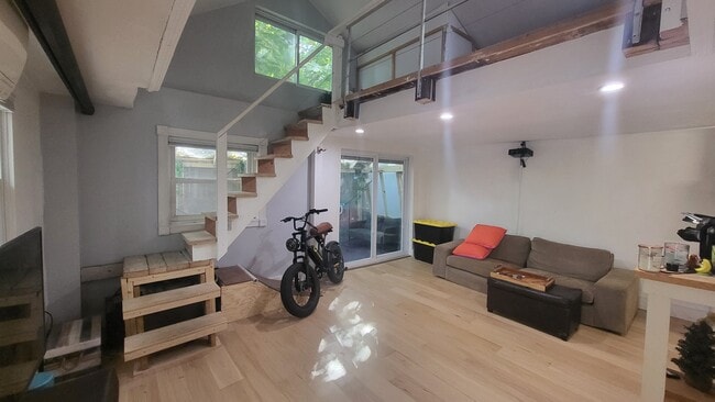 property at 22-2 Hingham St