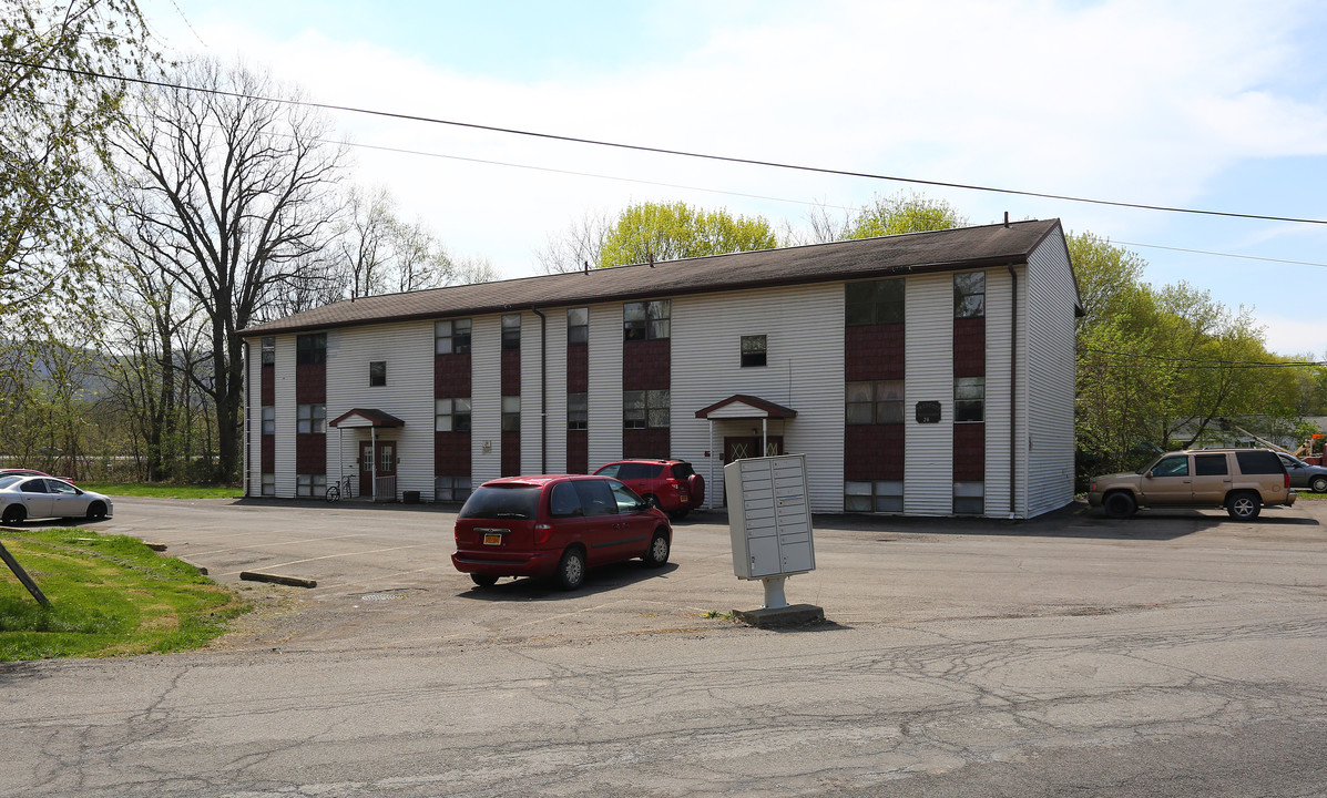 28 Prescott Rd in Binghamton, NY - Building Photo