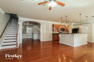 1046 Mearn Rd in Charlotte, NC - Building Photo - Building Photo