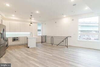 90-94 E Laurel St in Philadelphia, PA - Building Photo - Building Photo